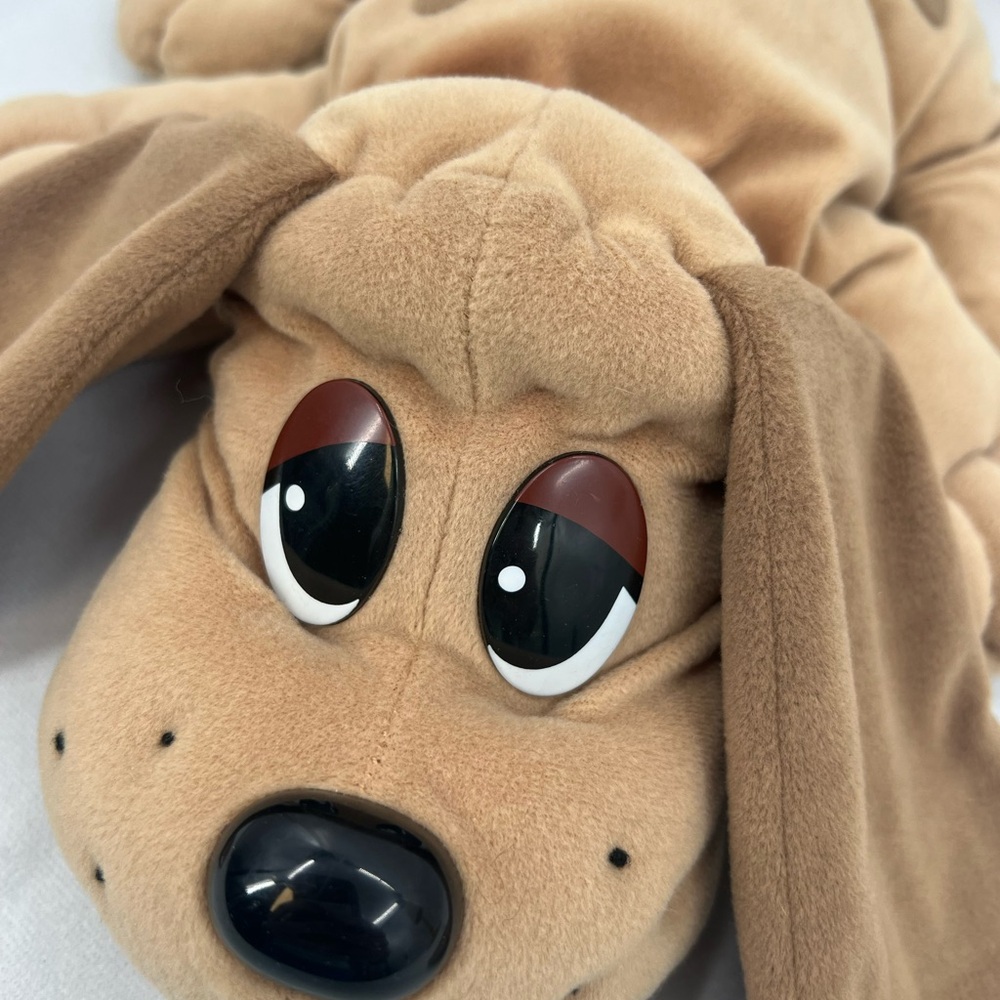 Vintage 1997 Pound Puppy